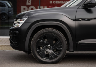 Подержанный автомобиль Volkswagen Teramont 2022 года (10 фото)