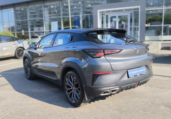 Подержанный автомобиль Changan UNI-T 2023 года (6 фото)