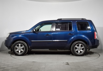 Подержанный автомобиль Honda Pilot 2008 года (8 фото)