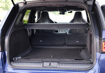 Подержанный автомобиль Land Rover Range Rover Sport 2020 года (38 фото)