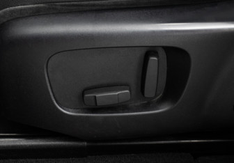 Подержанный автомобиль Land Rover Range Rover Velar 2018 года (15 фото)