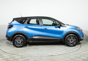 Подержанный автомобиль Renault Kaptur 2017 года (4 фото)
