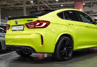 Подержанный автомобиль BMW X6 M 2015 года (8 фото)