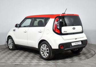 Подержанный автомобиль Kia Soul 2019 года (7 фото)