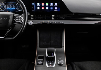 Подержанный автомобиль Omoda C5 2023 года (14 фото)