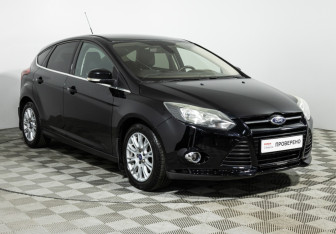 Подержанный автомобиль Ford Focus Hatchback 2013 года (3 фото)