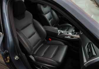 Подержанный автомобиль Geely Tugella 2022 года (27 фото)