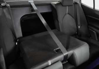 Подержанный автомобиль Toyota Camry Sedan 2021 года (27 фото)