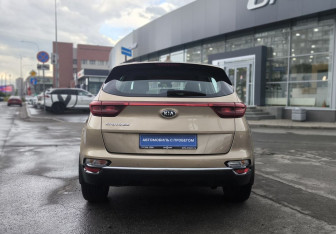 Подержанный автомобиль Kia Sportage 2018 года (5 фото)