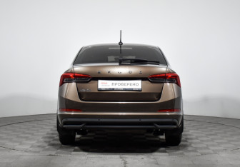 Подержанный автомобиль Skoda Rapid Liftback 2020 года (6 фото)