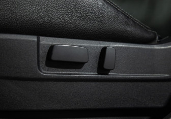 Подержанный автомобиль Mitsubishi ASX 2014 года (17 фото)