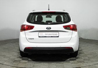 Подержанный автомобиль Kia Ceed Wagon 2016 года (6 фото)
