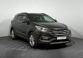 Подержанный автомобиль Hyundai Santa Fe 2016 года (3 фото)