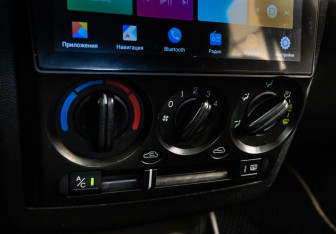 Подержанный автомобиль Hyundai Getz 2008 года (13 фото)