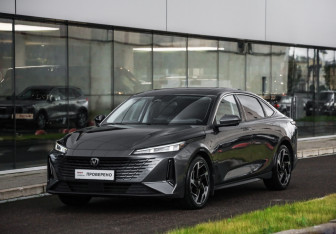 Подержанный автомобиль Changan Lamore 2024 года (3 фото)