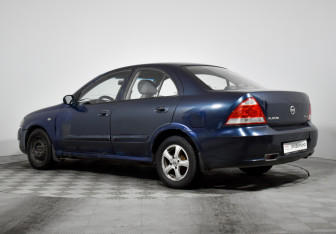 Подержанный автомобиль Nissan Almera Classic 2007 года (7 фото)