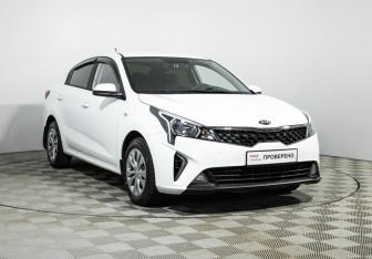 Подержанный автомобиль Kia Rio Sedan 2020 года (3 фото)