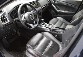 Подержанный автомобиль Mazda 6 Sedan 2014 года (10 фото)