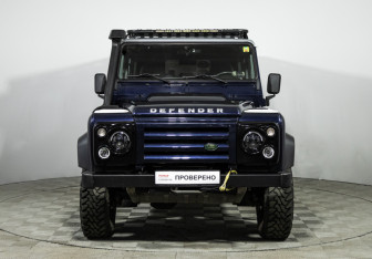 Подержанный автомобиль Land Rover Defender Suv 2014 года (2 фото)