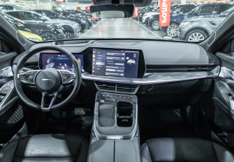 Подержанный автомобиль Haval F7 2025 года (19 фото)