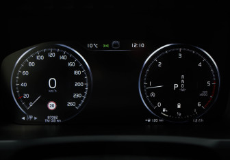 Подержанный автомобиль Volvo XC90 2019 года (13 фото)
