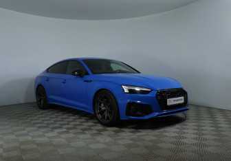 Подержанный автомобиль Audi A5 Liftback 2020 года (3 фото)