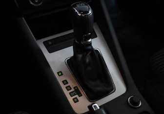 Подержанный автомобиль Skoda Octavia Liftback 2016 года (17 фото)