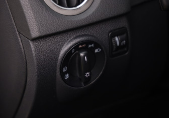 Подержанный автомобиль Volkswagen Tiguan 2008 года (18 фото)