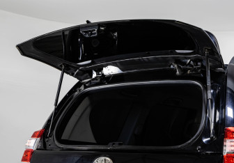 Подержанный автомобиль Toyota Land Cruiser Prado 2016 года (29 фото)