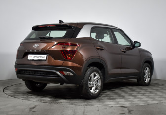 Подержанный автомобиль Hyundai Creta 2021 года (5 фото)