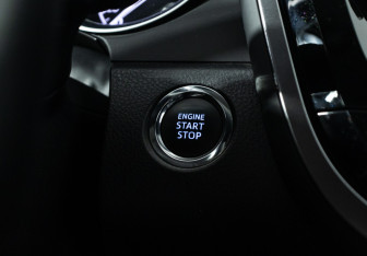 Подержанный автомобиль Toyota Camry Sedan 2022 года (19 фото)