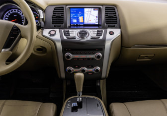 Подержанный автомобиль Nissan Murano Suv 2012 года (14 фото)