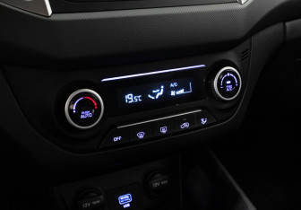 Подержанный автомобиль Hyundai Creta 2020 года (18 фото)