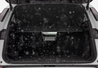 Подержанный автомобиль Land Rover Range Rover Evoque 2024 года (36 фото)