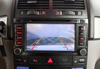 Подержанный автомобиль Volkswagen Touareg 2008 года (18 фото)
