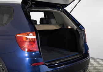 Подержанный автомобиль BMW X3 2012 года (21 фото)