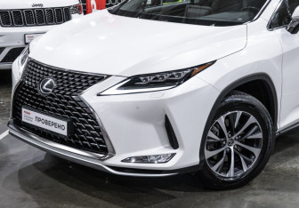 Подержанный автомобиль Lexus RX 2021 года (2 фото)