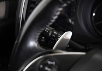 Подержанный автомобиль Mitsubishi Outlander 2019 года (20 фото)