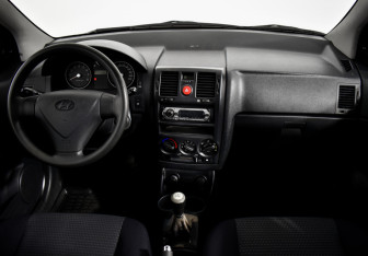 Подержанный автомобиль Hyundai Getz 2007 года (13 фото)