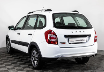 Подержанный автомобиль LADA (ВАЗ) Granta Wagon 2023 года (7 фото)