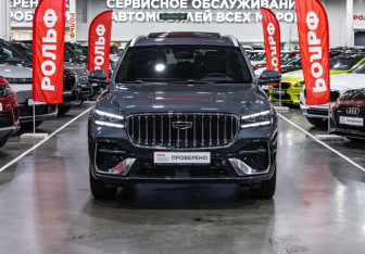 Подержанный автомобиль Geely Monjaro 2026 года (3 фото)