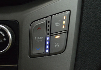 Подержанный автомобиль Hyundai H-1 2018 года (16 фото)