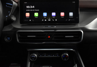 Подержанный автомобиль Geely Coolray 2022 года (18 фото)