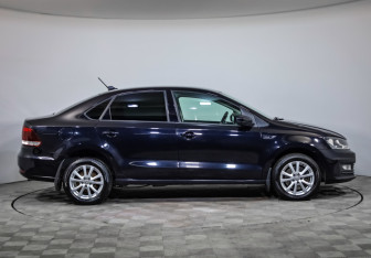 Подержанный автомобиль Volkswagen Polo Sedan 2018 года (4 фото)