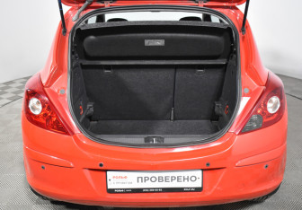 Подержанный автомобиль Opel Corsa 2009 года (19 фото)