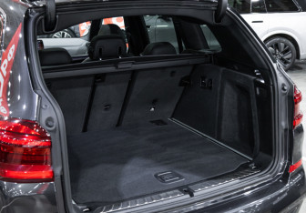 Подержанный автомобиль BMW X3 2021 года (13 фото)