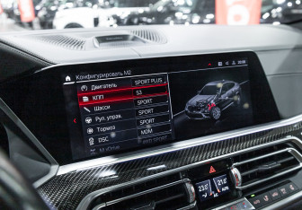 Подержанный автомобиль BMW X6 M 2020 года (21 фото)