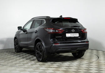 Подержанный автомобиль Nissan Qashqai 2022 года (7 фото)