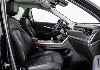 Подержанный автомобиль Exeed TXL 2023 года (24 фото)