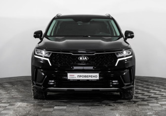 Подержанный автомобиль Kia Sorento 2021 года (3 фото)